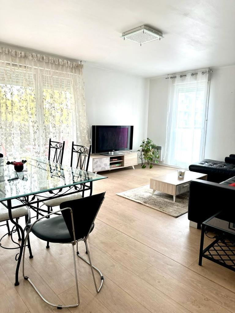 Big Logement , Jo2024, Stade De France, Paris, Metro , Parking Gratuit Saint-Denis  Kültér fotó